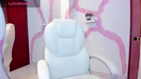 Snapshot of paigejayden chatting on 18, 12, 2024 Paige online show from 18, 12, 2024