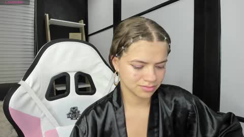 Snapshot of paigejayden chatting on 5, 1, 2025 Paige online show from 5, 1, 2025