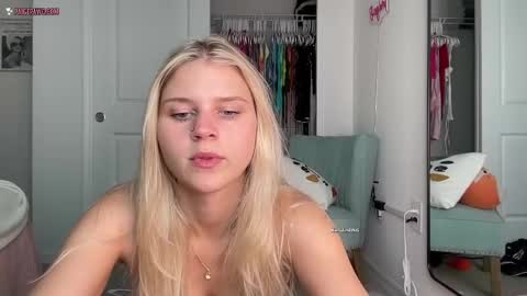 Snapshot of paigepawg chatting on 3, 6, 2026 PaigePawg online show from 3, 6, 2026