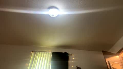 PrincessTsVivian online show from 2, 11, 2025