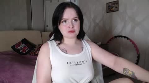 Snapshot of pair_of_gods chatting on 23, 7, 2026 Lizzi Igor online show from 23, 7, 2026
