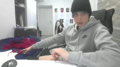 pere online show from 2, 2, 2026