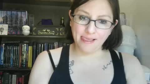 pajamasmilf online show from 3, 4, 2026