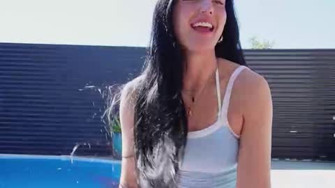 Snapshot of pakeha_princess chatting on 14, 9, 2025 Holly online show from 14, 9, 2025