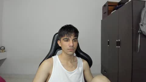 Snapshot of pakun_ chatting on 3, 12, 2024 pakun_ online show from 3, 12, 2024