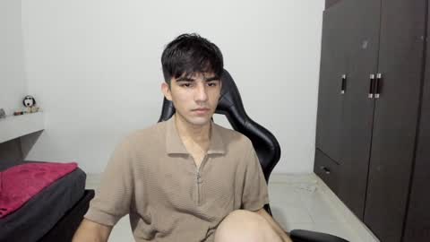 Snapshot of pakun_ chatting on 7, 1, 2025 pakun_ online show from 7, 1, 2025