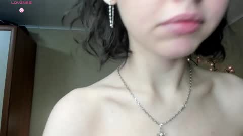 Snapshot of palmafrye chatting on 11, 5, 2026 Londa online show from 11, 5, 2026
