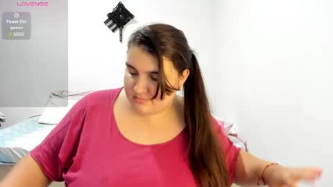 Mia online show from 28, 2, 2025