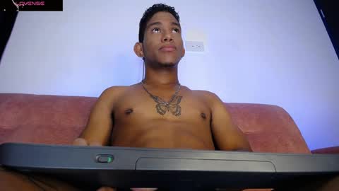 Palo Santo online show from 6, 4, 2026