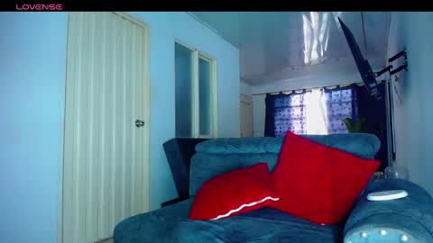 pamela_black_bigcock online show from 8, 3, 2025