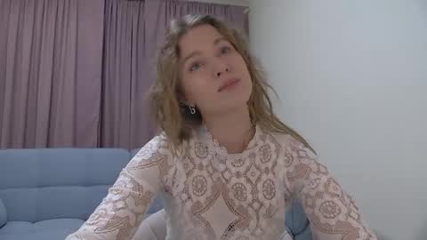 Snapshot of pamelablair chatting on 26, 4, 2026 Pamela Blair online show from 26, 4, 2026
