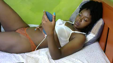 Snapshot of pamelacreed7 chatting on 6, 12, 2024 pamela online show from 6, 12, 2024