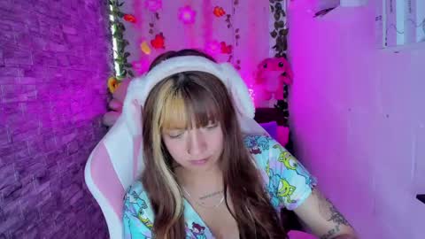 pamelajhonsom online show from 28, 1, 2025