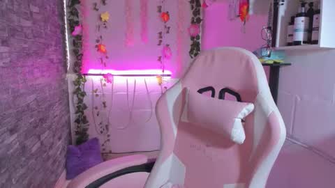 pamelajhonsom online show from 27, 9, 2025