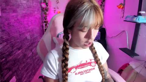 pamelajhonsom online show from 5, 2, 2026