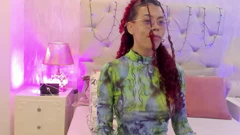 TELL ME PAMELLA AND GIVE ME A GOOD GRADE ITS IMPORTANT online show from 18, 10, 2025