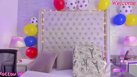 Snapshot of pamelamiler_ chatting on 19, 7, 2026 TELL ME PAMELLA AND GIVE ME A GOOD GRADE ITS IMPORTANT online show from 19, 7, 2026