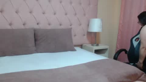 Snapshot of pamelanix chatting on 1, 8, 2026 pamelanix online show from 1, 8, 2026
