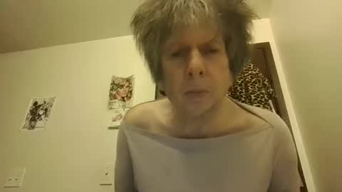 paminpantyhose online show from 9, 2, 2025