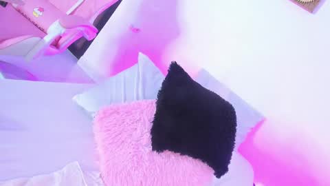 Snapshot of pammela_smith chatting on 14, 12, 2024 Pammela Smith online show from 14, 12, 2024