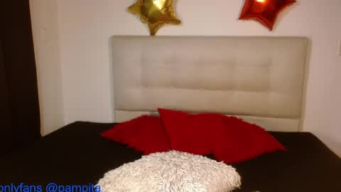 pampitaaxx online show from 13, 5, 2026