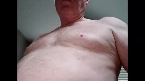 Snapshot of panda320 chatting on 22, 5, 2026 panda320 online show from 22, 5, 2026