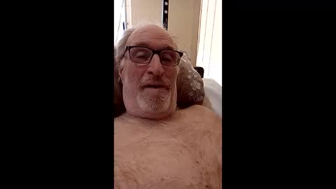 pandaman421787009 online show from 18, 4, 2026