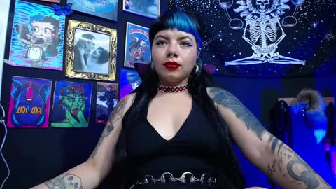       online show from 17, 1, 2025