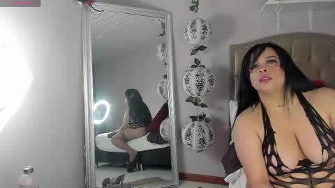 Snapshot of pandorakarl chatting on 5, 5, 2026 PandoraKarl online show from 5, 5, 2026