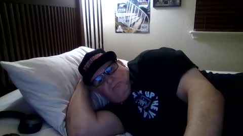 panos online show from 19, 4, 2026