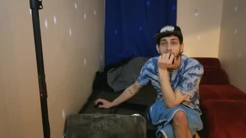 PantsLessTraveler online show from 18, 2, 2025