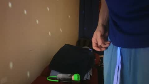 PantsLessTraveler online show from 25, 2, 2025