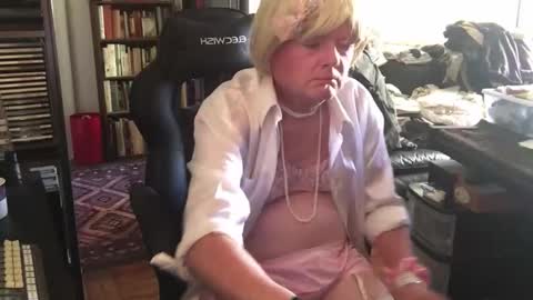 Snapshot of pantyvloletlace chatting on 14, 12, 2024 Pantyvioletlace online show from 14, 12, 2024