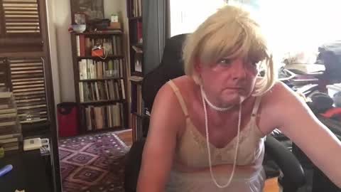 Snapshot of pantyvloletlace chatting on 14, 9, 2025 Pantyvioletlace online show from 14, 9, 2025