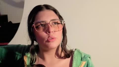 Snapshot of paola_lyon chatting on 19, 9, 2025 Paola Lyon online show from 19, 9, 2025