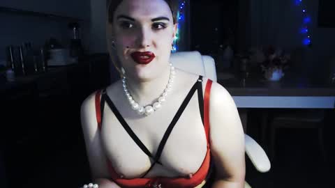 Snapshot of paoladoll chatting on 11, 12, 2024 Sarina Williams online show from 11, 12, 2024
