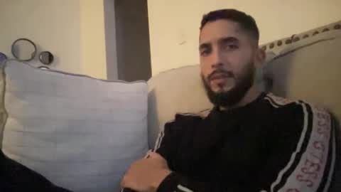 papicubano_guapo23cm online show from 9, 10, 2025