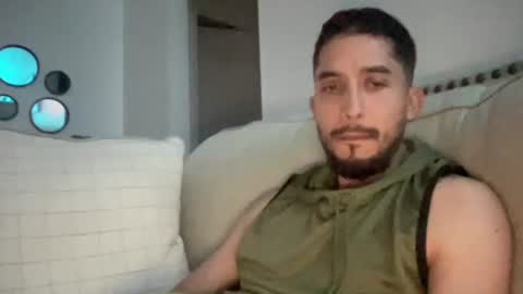 Snapshot of papicubano_guapo23cm chatting on 23, 6, 2026 papicubano_guapo23cm online show from 23, 6, 2026