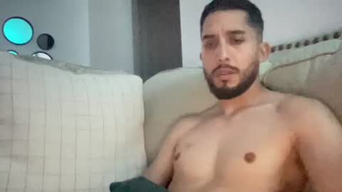 Snapshot of papicubano_guapo23cm chatting on 21, 7, 2026 papicubano_guapo23cm online show from 21, 7, 2026