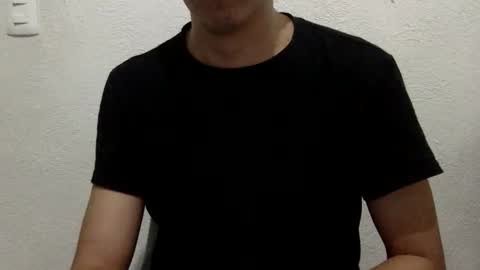 Snapshot of papy_dani33 chatting on 3, 4, 2026 papy_dani33 online show from 3, 4, 2026