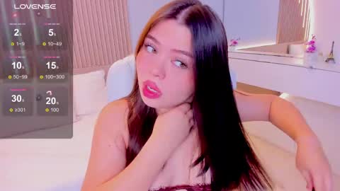 Amy and my doll online show from 22, 4, 2026