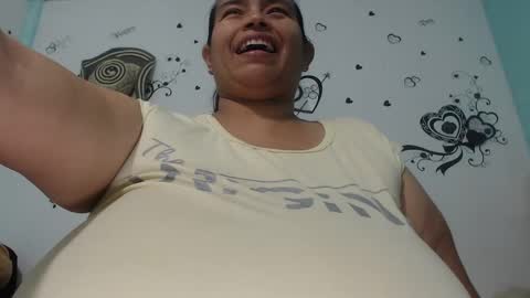 Snapshot of pareja_explosivasexx chatting on 28, 1, 2025 Luna online show from 28, 1, 2025