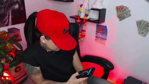 Paris D angelo online show from 18, 1, 2025