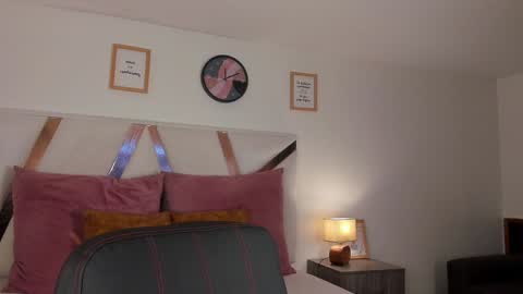 PARIS online show from 22, 1, 2025