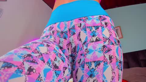 PARIS online show from 25, 1, 2025