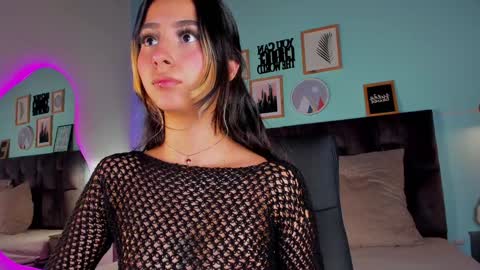 PARIS online show from 28, 1, 2025