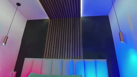 PARIS online show from 17, 2, 2026