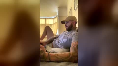 Snapshot of parkertom525 chatting on 2, 5, 2026 parkertom525 online show from 2, 5, 2026