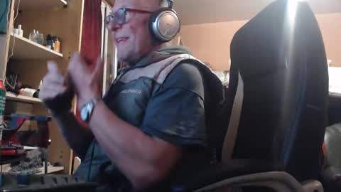 pascal88881 online show from 6, 1, 2026