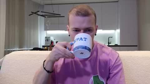 Pashka online show from 15, 2, 2026